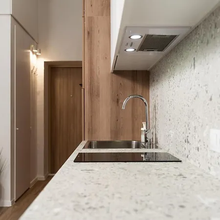 Apartament Air 202 *